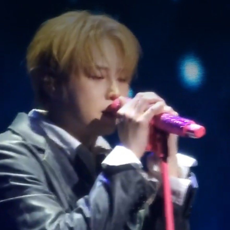 Latest photo of Ha Sungwoon