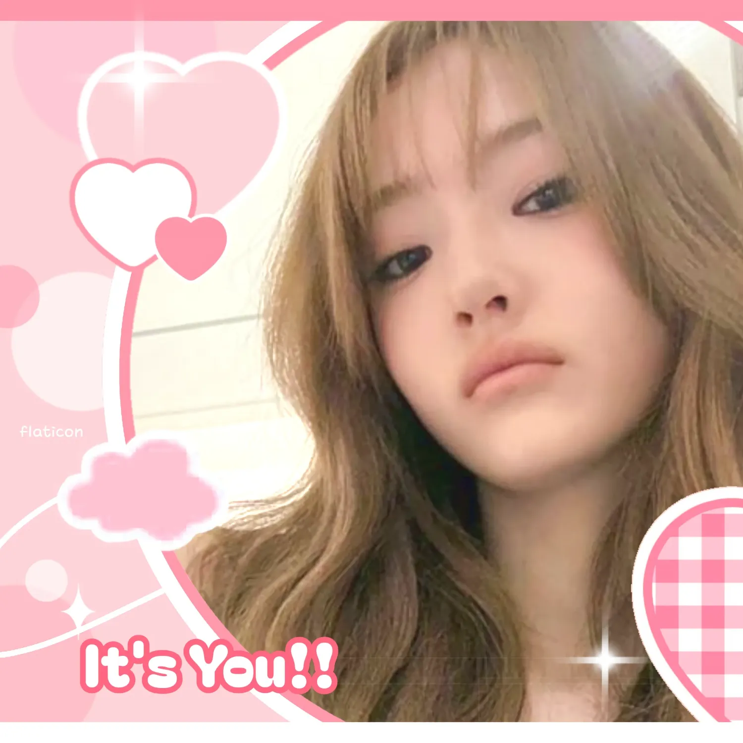 A moment captured by Ella (MEOVV)'s fan