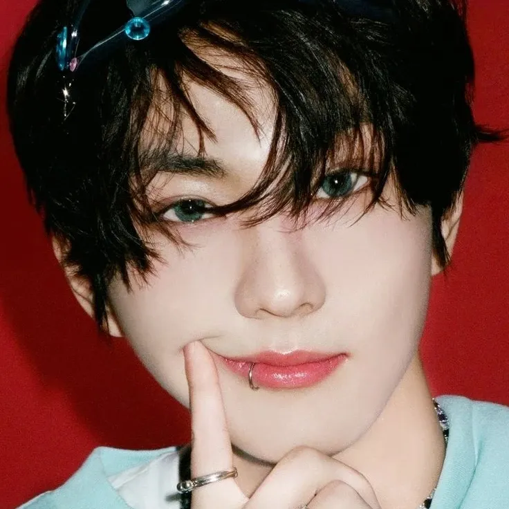 Recent activity shot of Jungwon (ENHYPEN)