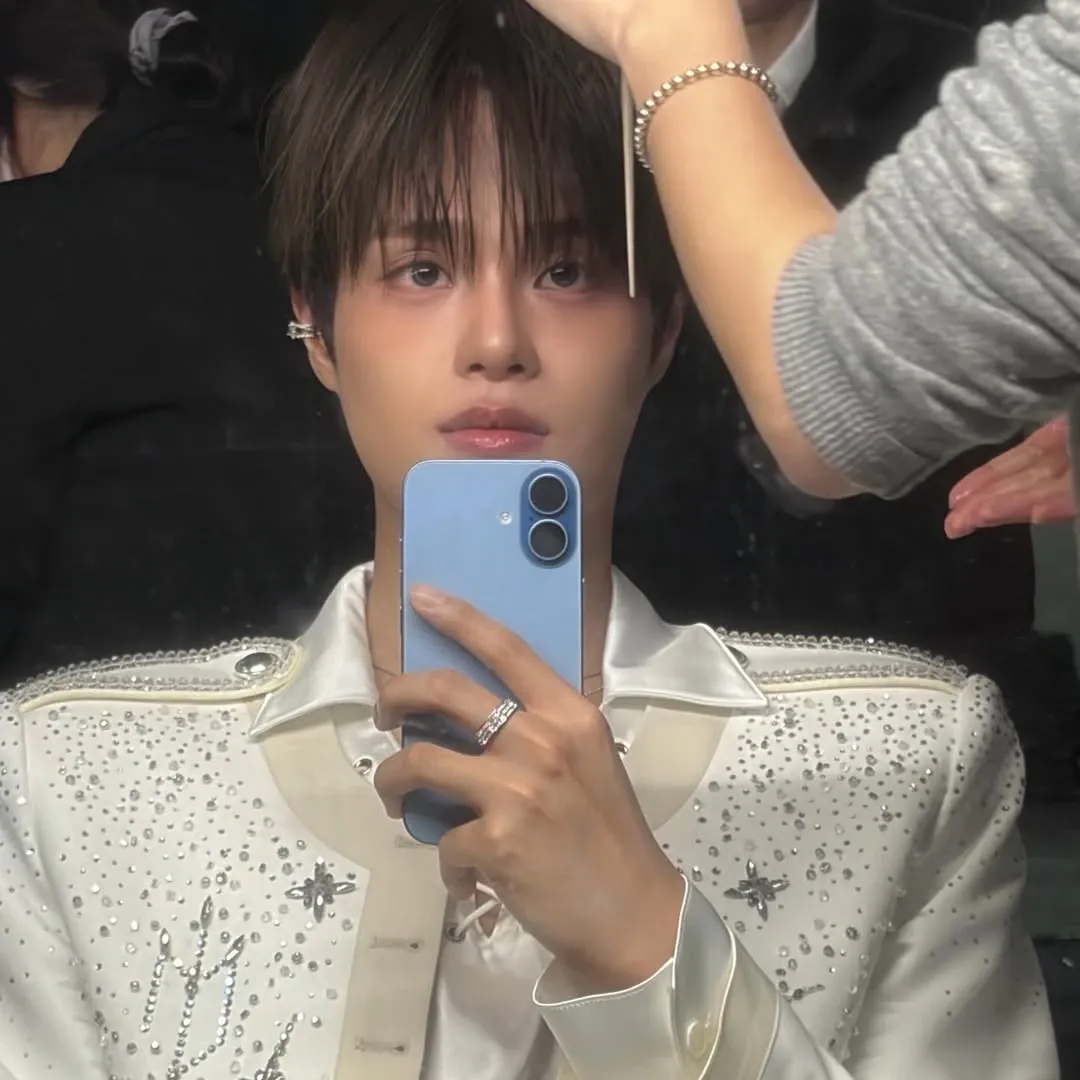 Behind-the-scenes cut of Lee Daehwi (AB6IX)