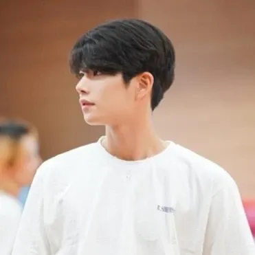 Latest photo of MJ (ASTRO)