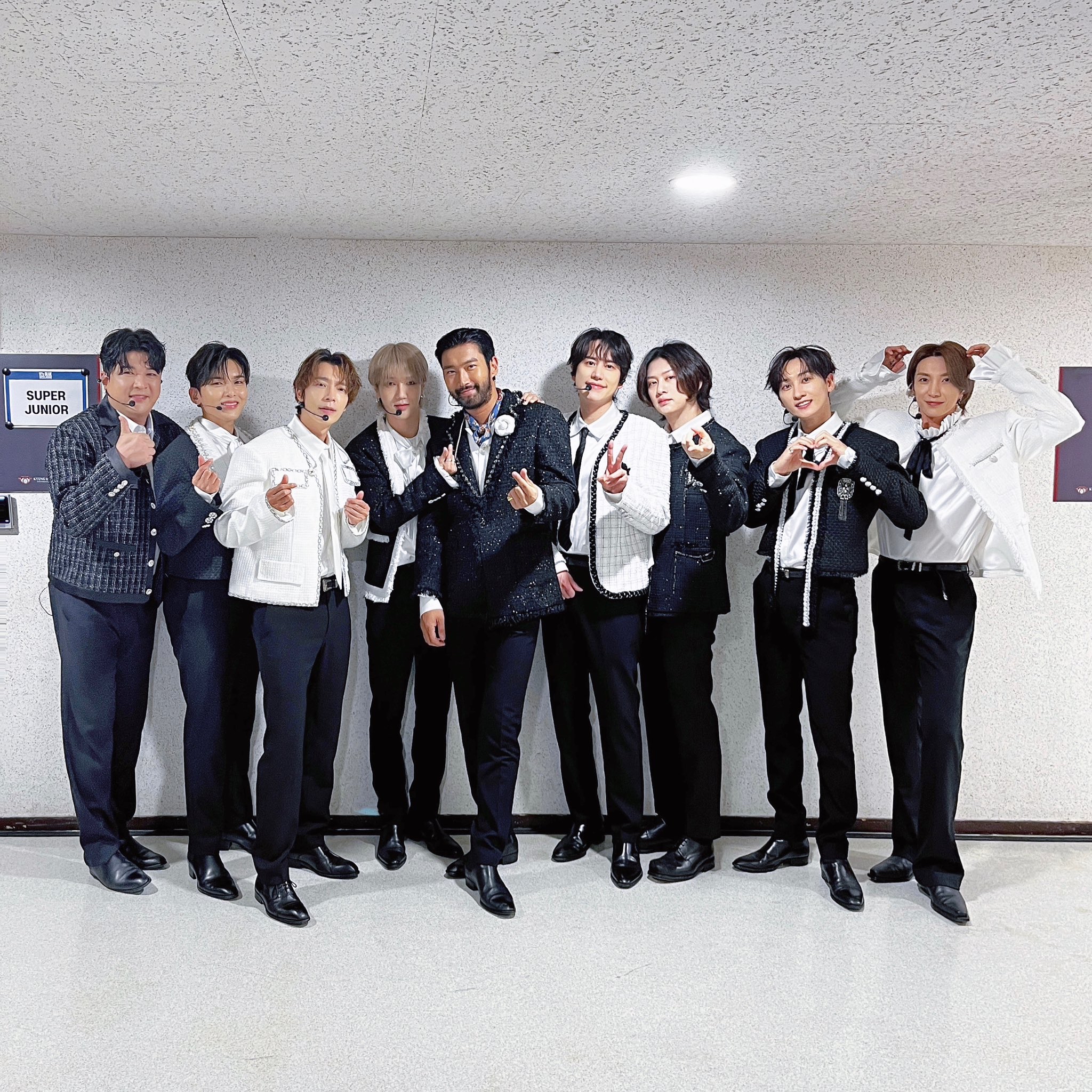 A moment captured by Super Junior's fan