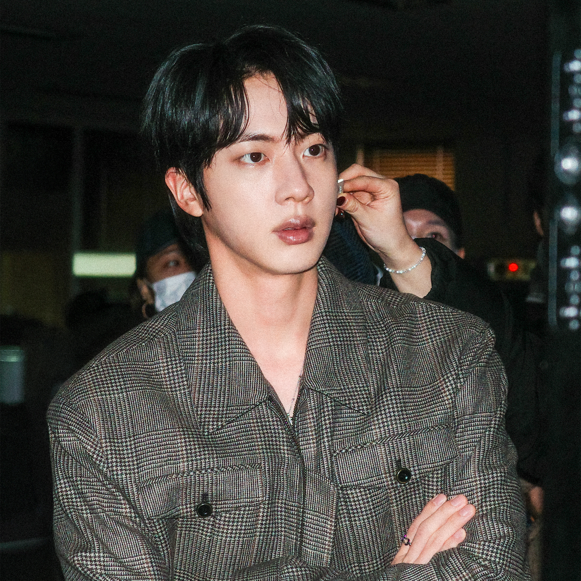 Behind-the-scenes cut of Jin (BTS)