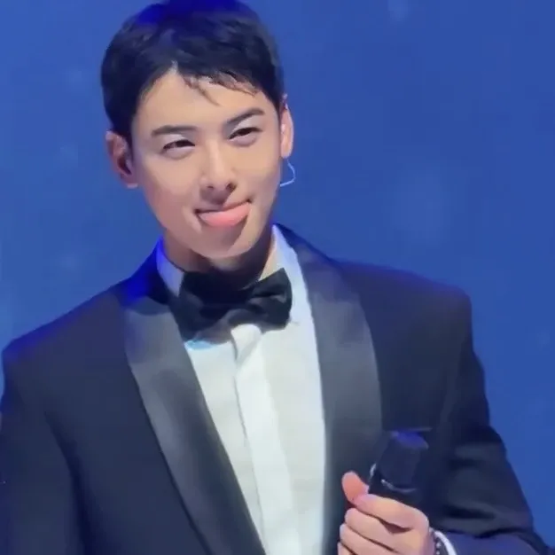 Behind-the-scenes cut of Eunwoo (ASTRO)