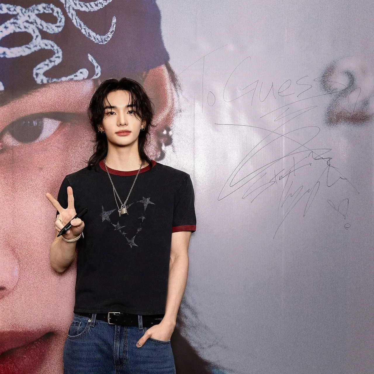 Behind-the-scenes cut of Hyunjin (Stray Kids)