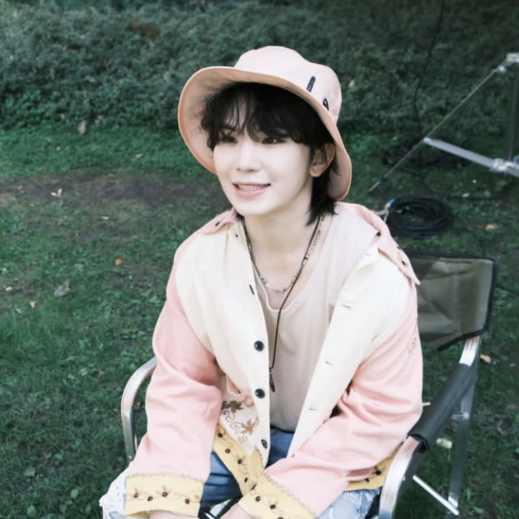 Latest photo of Woozi (SEVENTEEN)