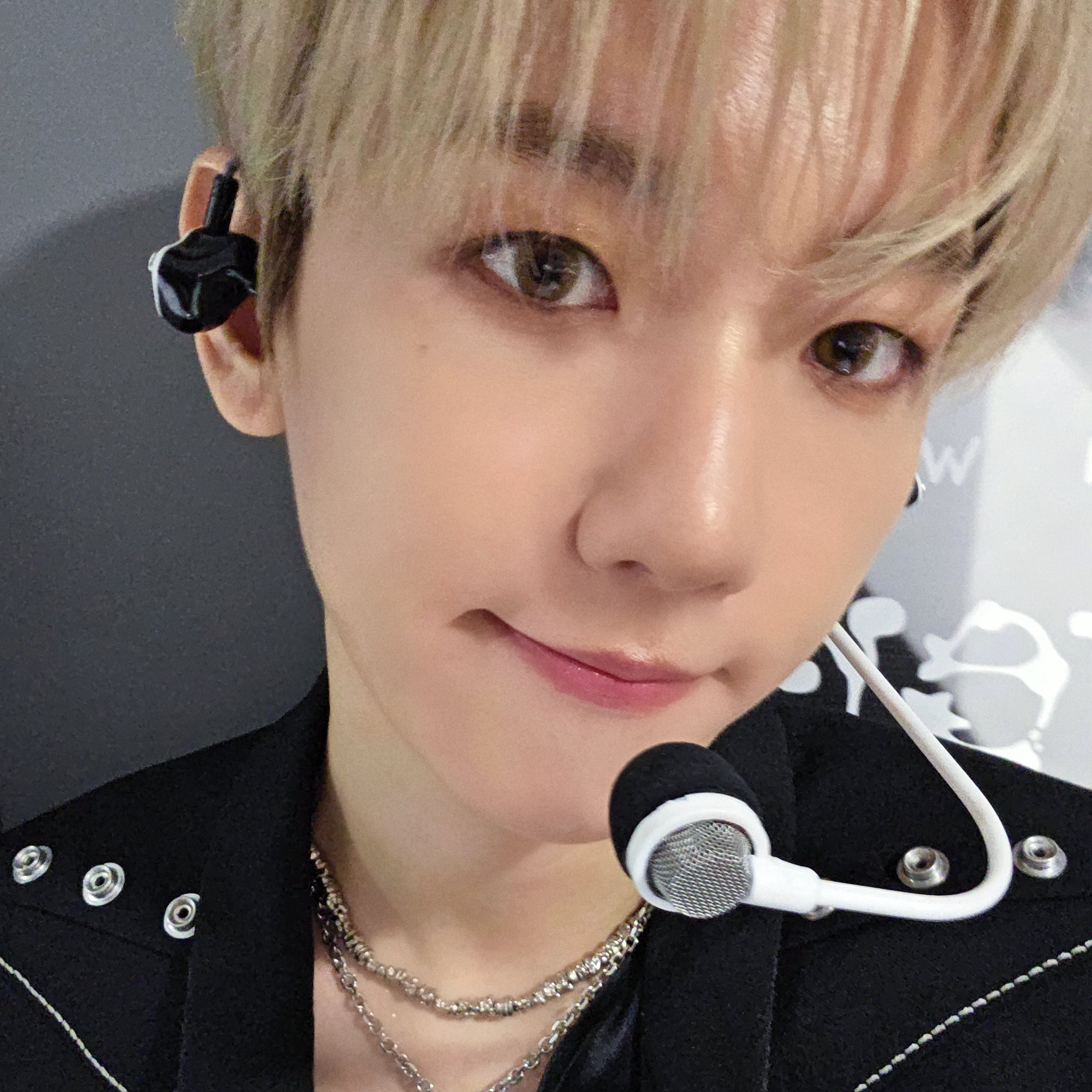 EXO의 비하인드 컷