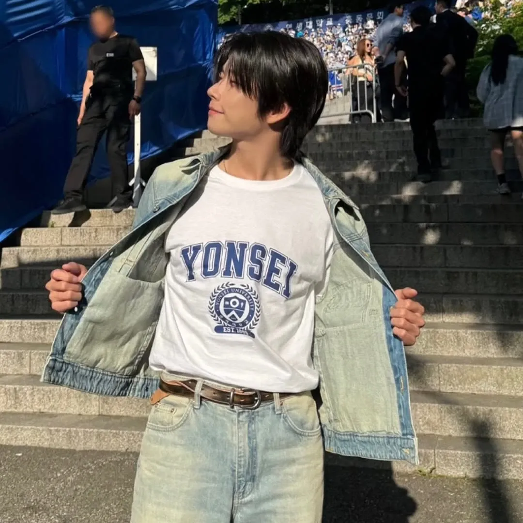 A moment captured by MJ (ASTRO)'s fan