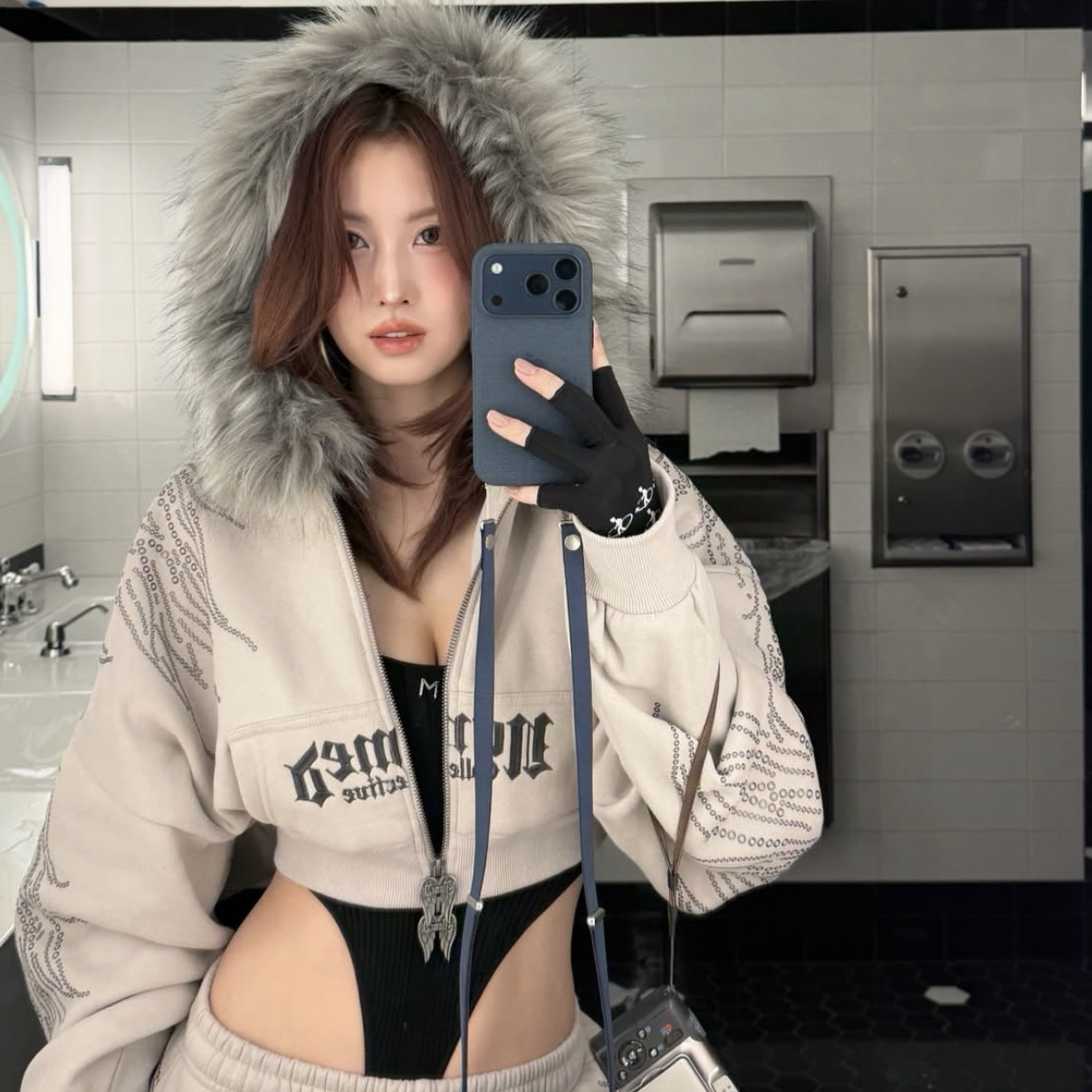 A moment captured by Momo (TWICE)'s fan