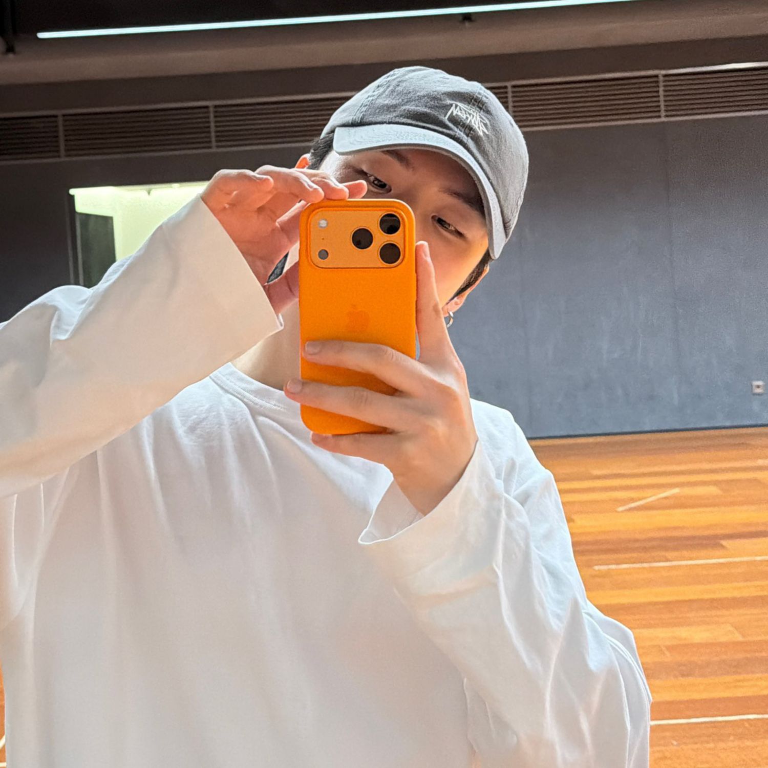 A moment captured by Kihyun (MONSTA X)'s fan