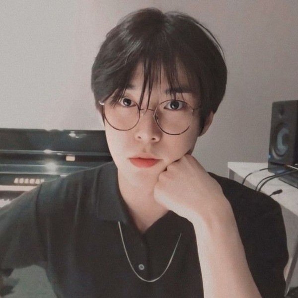 Shining profile picture of Doyoung (NCT 127) on today's Choeaedol