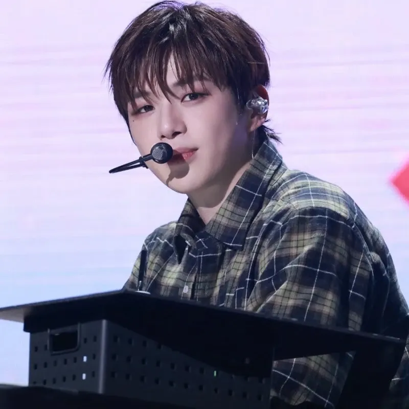 강다니엘 최근 활동샷