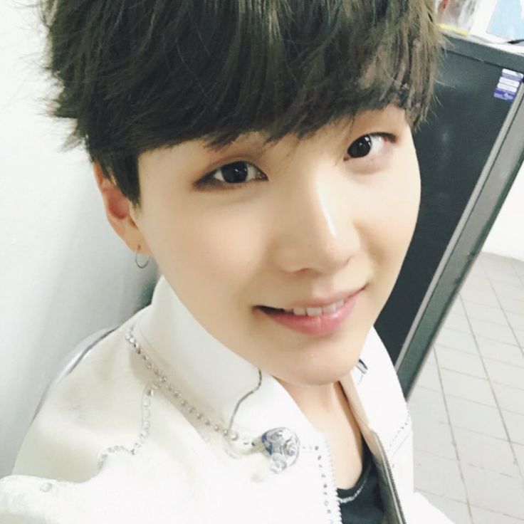 SUGA (BTS)の最近の活動写真