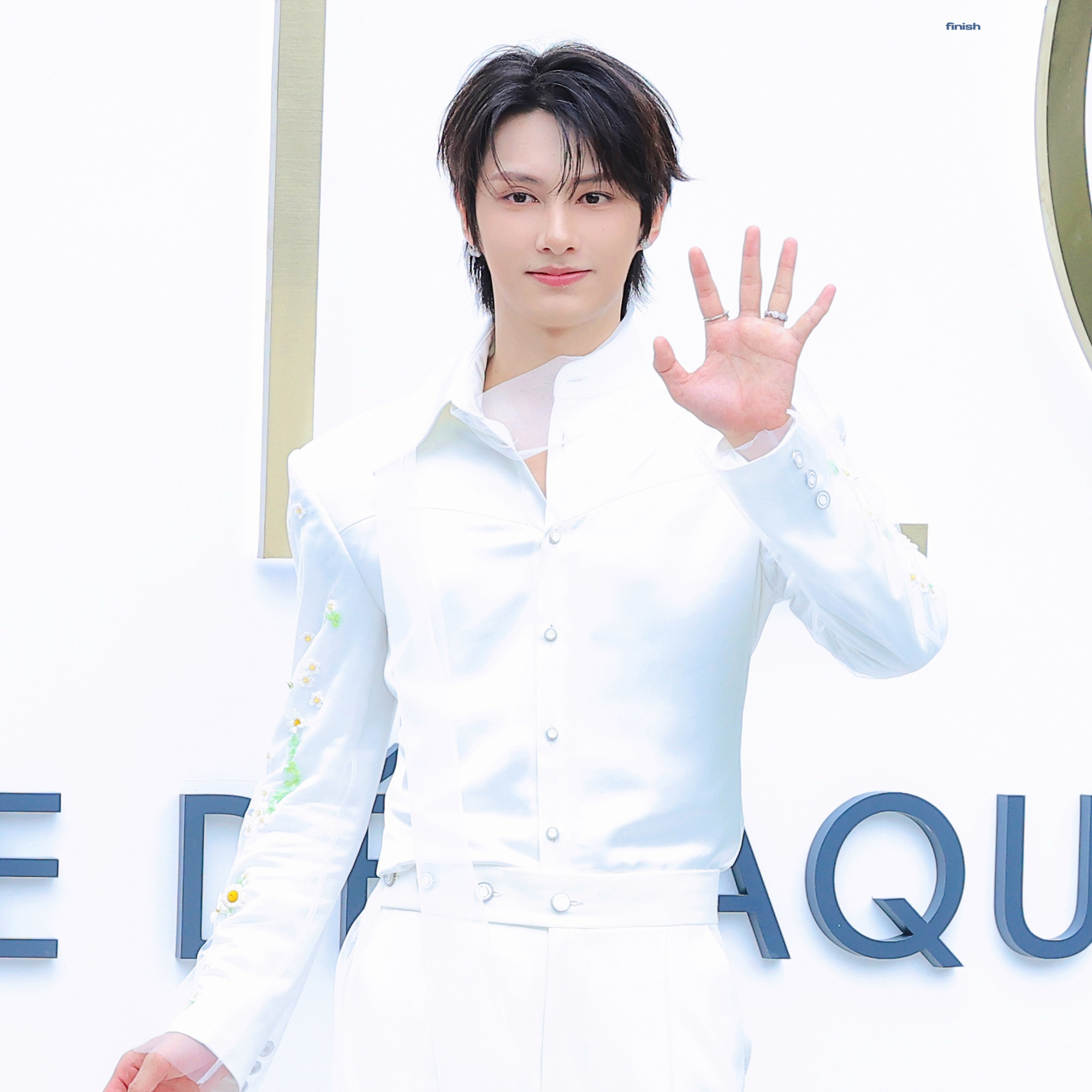 A moment captured by Jun (SEVENTEEN)'s fan