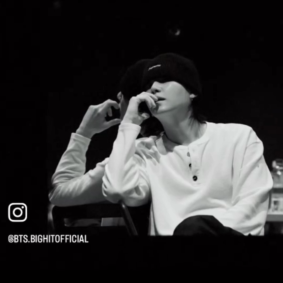 슈가 (방탄소년단)의 최신 사진