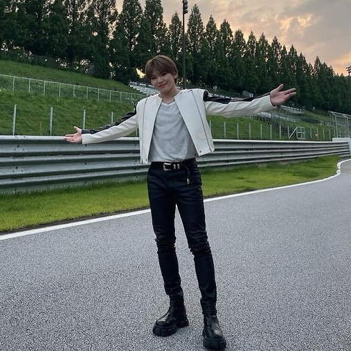 Woozi (SEVENTEEN)粉丝拍下的瞬间