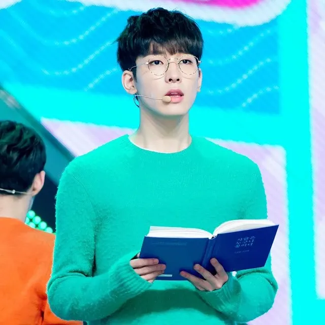 Latest photo of Wonwoo (SEVENTEEN)