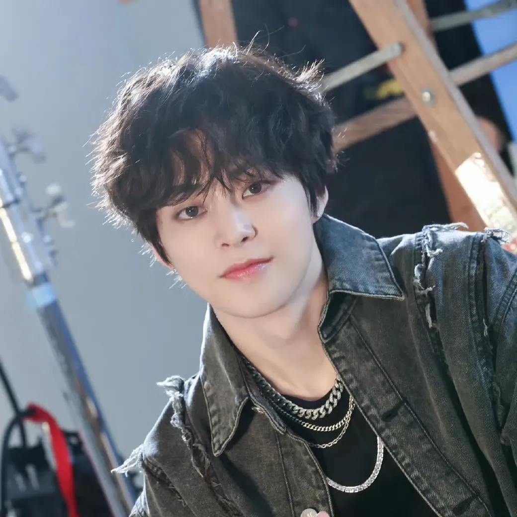 A moment captured by Xiumin (EXO)'s fan