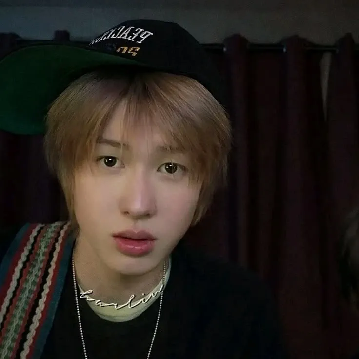 A moment captured by Martin (CORTIS)'s fan