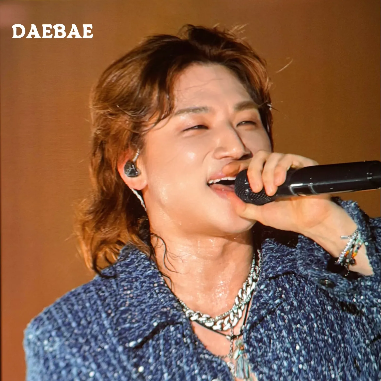 Momen yang diabadikan oleh penggemar Daesung (BIGBANG)