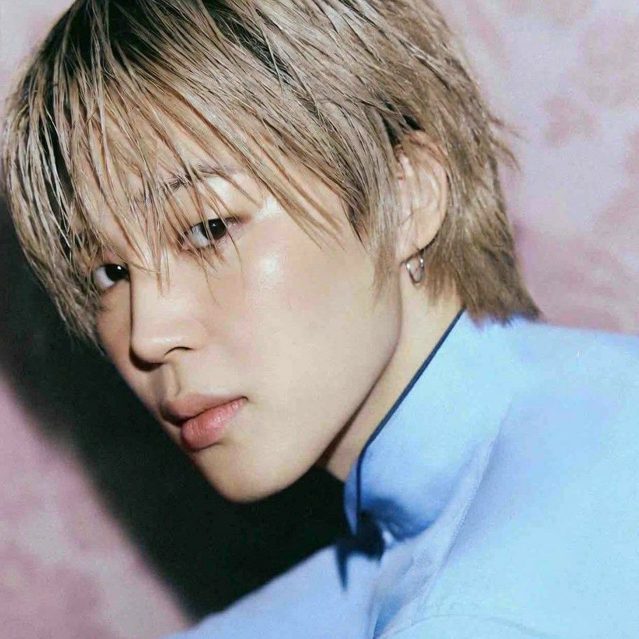 Foto aktivitas terbaru Jimin (BTS)