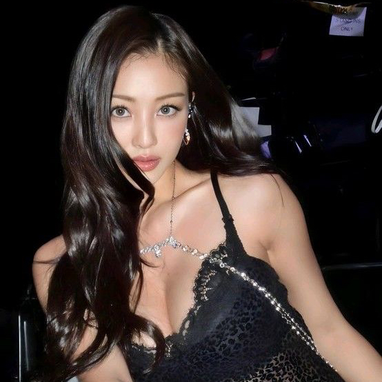 志效 (TWICE)粉丝拍下的瞬间