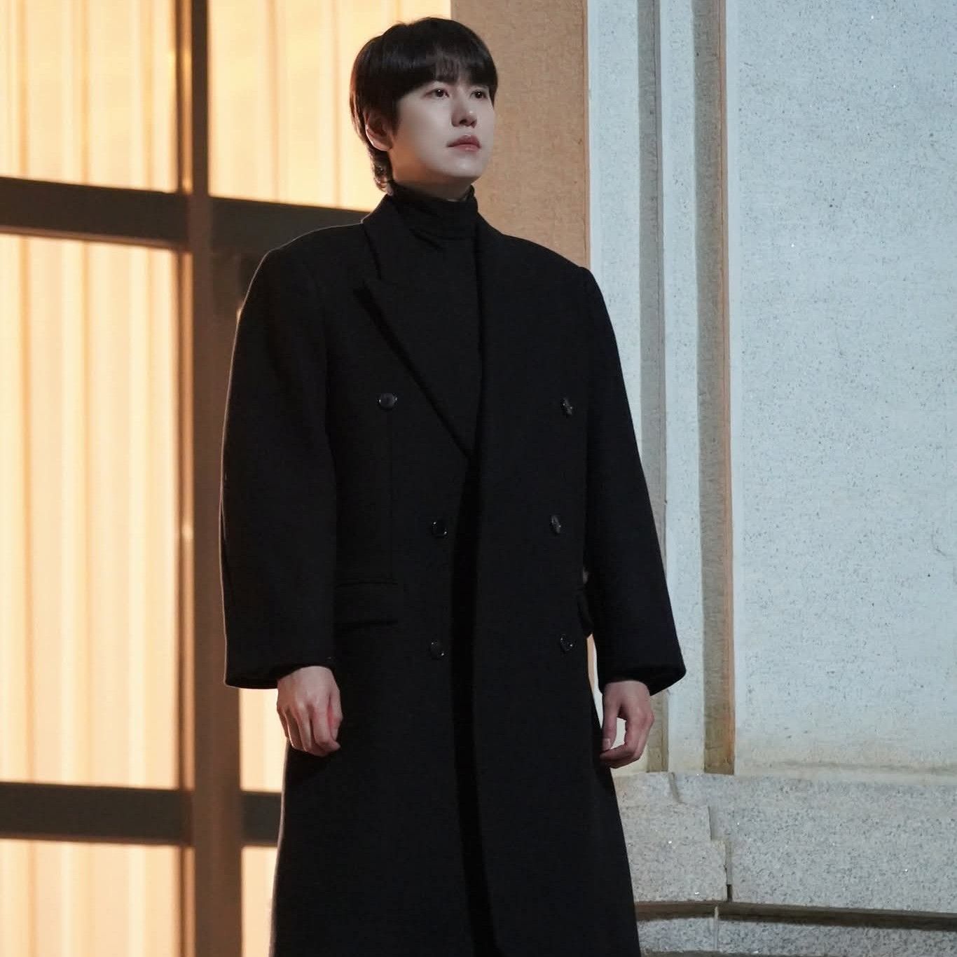 Behind-the-scenes cut of Kyuhyun (Super Junior)