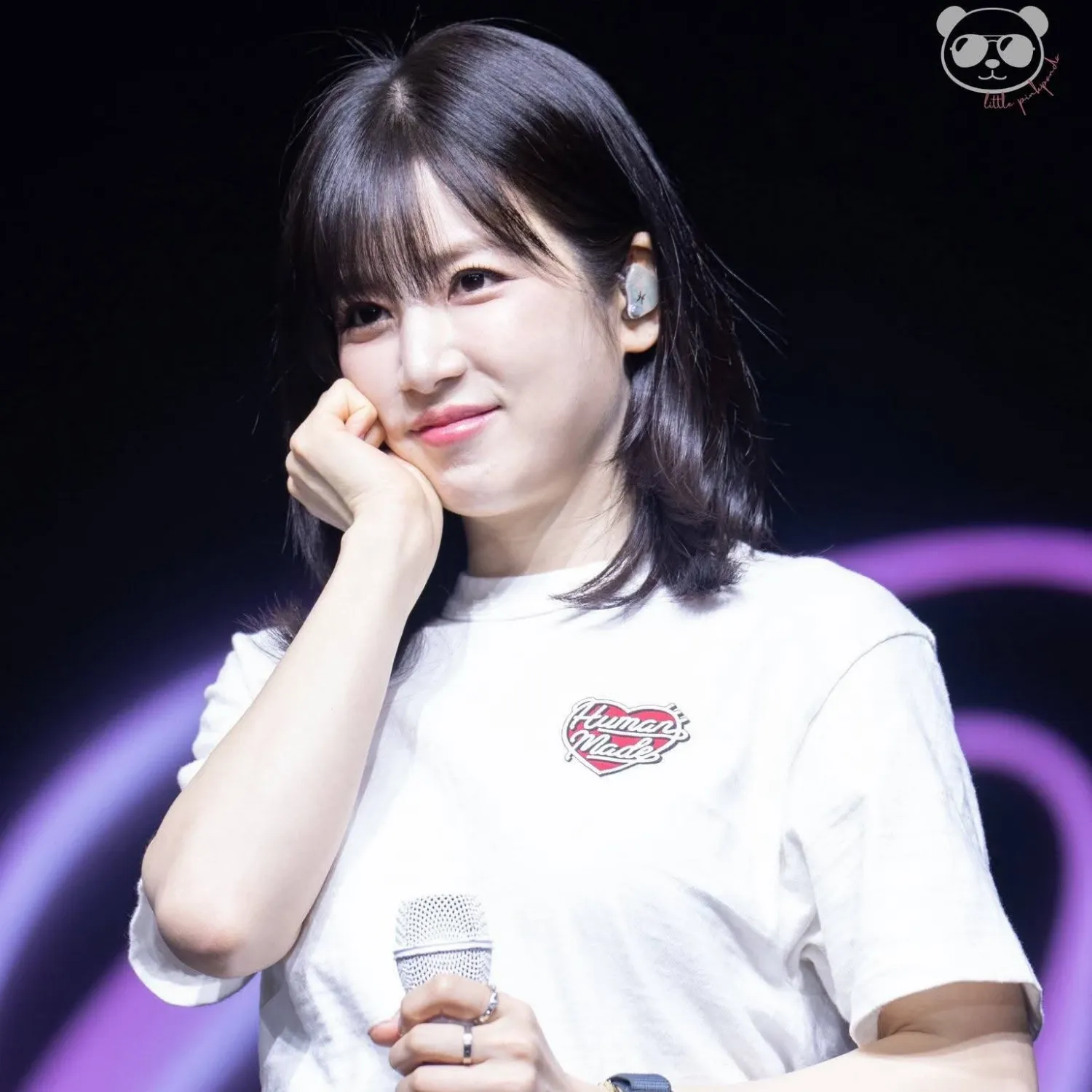 Recent activity shot of Park Chorong (Apink)