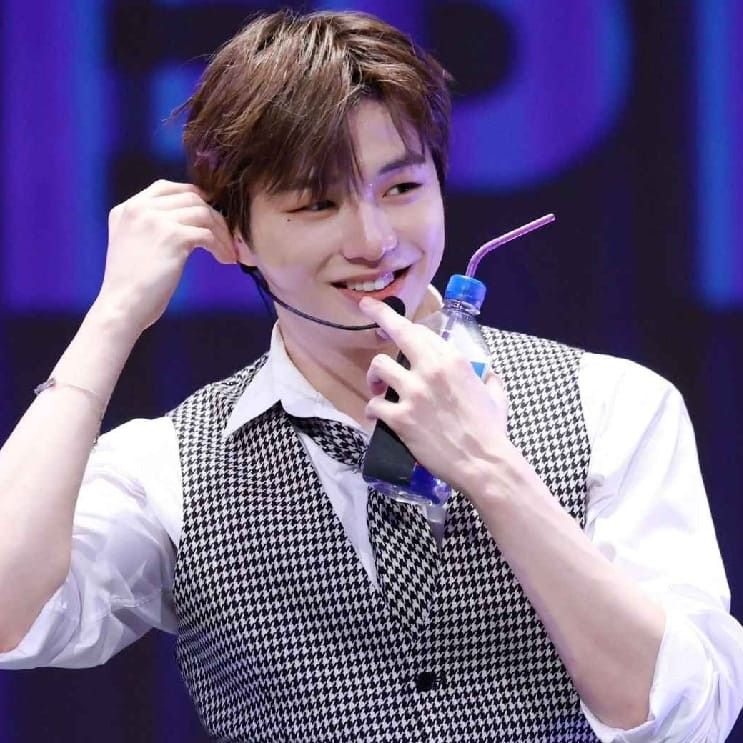 Foto aktivitas terbaru Kang Daniel