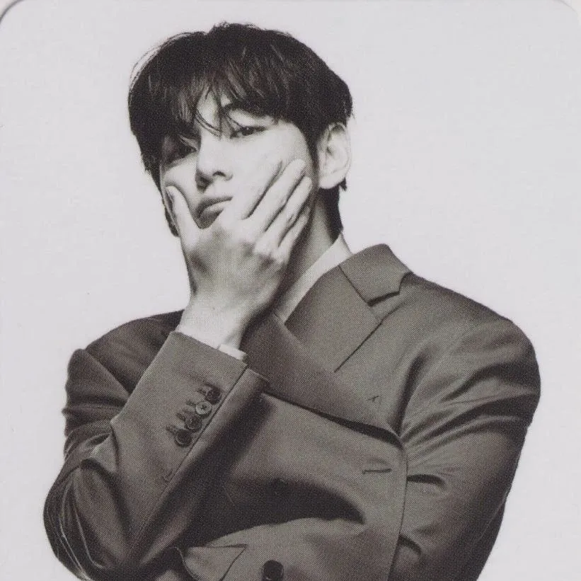 Recent activity shot of V (BTS)