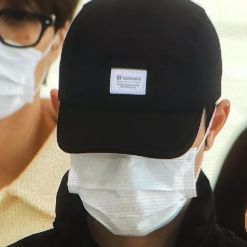 Foto aktivitas terbaru D.O. (EXO)