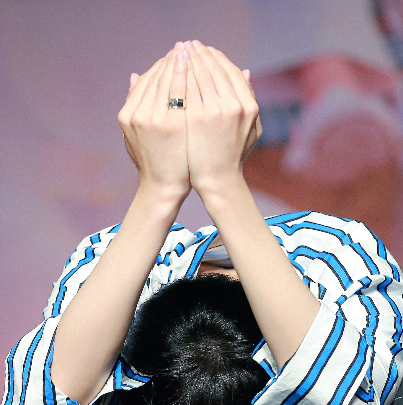 Recent activity shot of Wonwoo (SEVENTEEN)