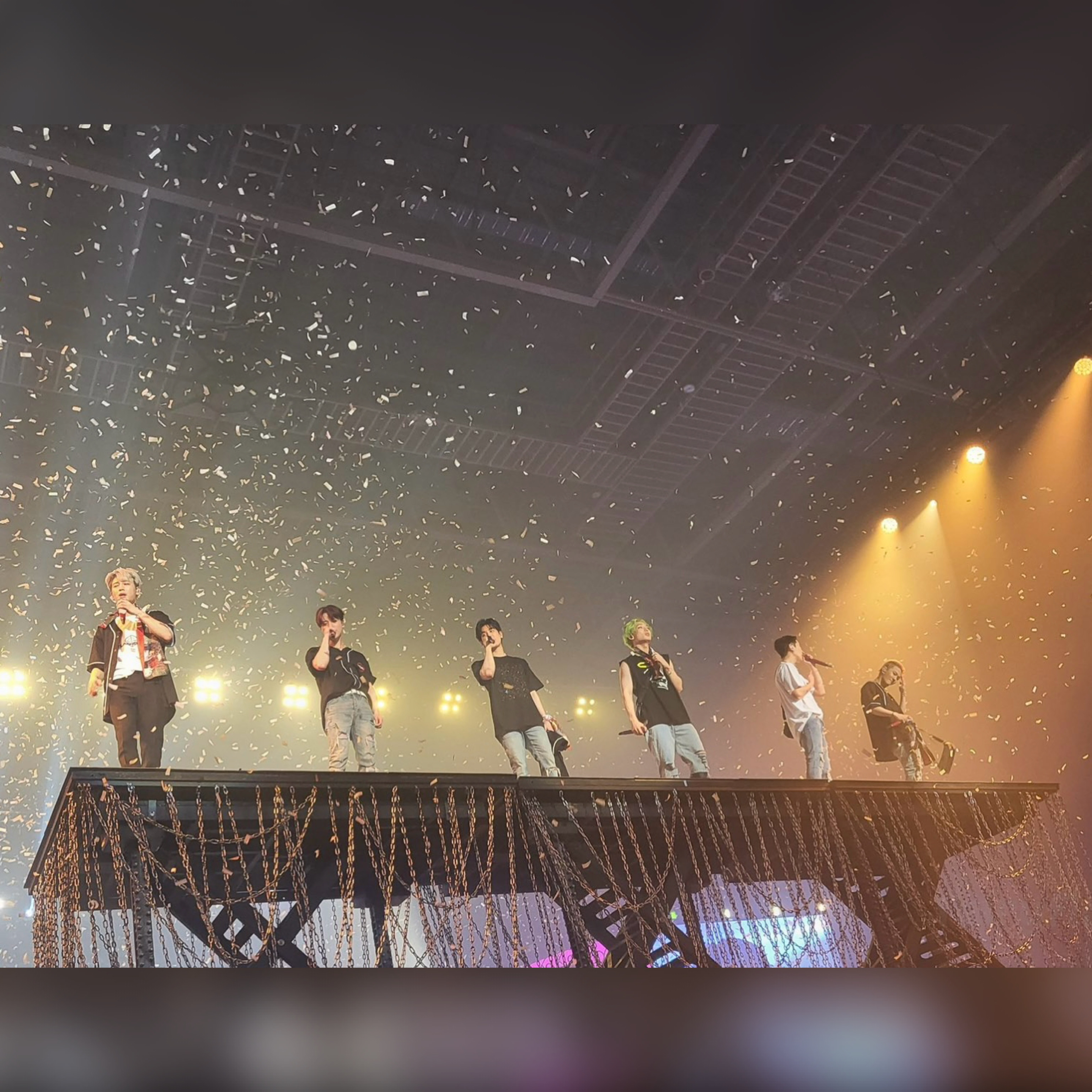 iKON粉絲拍下的瞬間