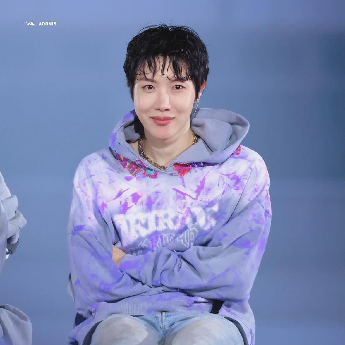 Momen yang diabadikan oleh penggemar j-hope (BTS)