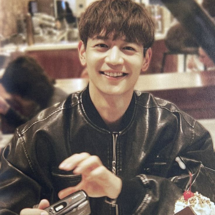 A moment captured by Minho (SHINee)'s fan