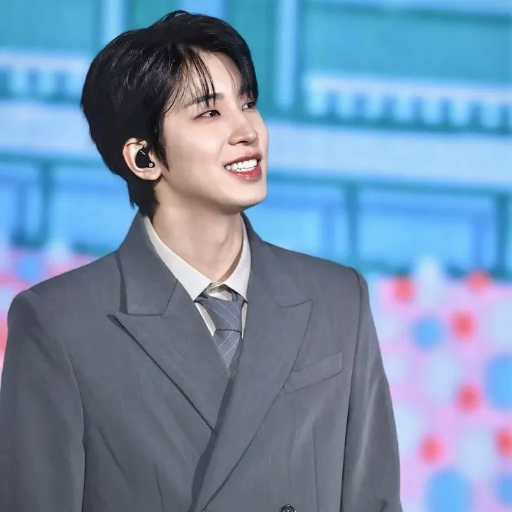 Behind-the-scenes cut of Wonwoo (SEVENTEEN)