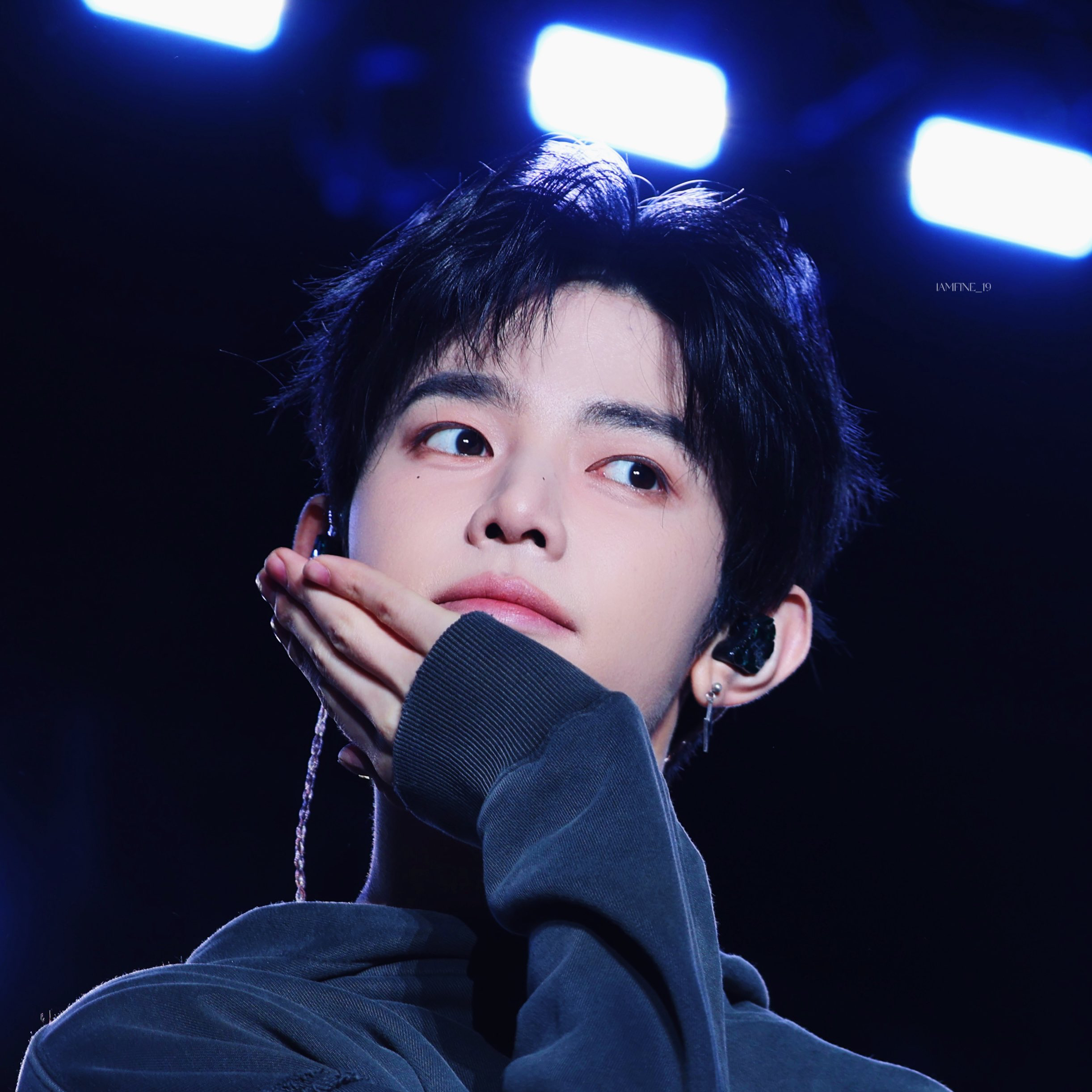 Behind-the-scenes cut of Zhang Hao