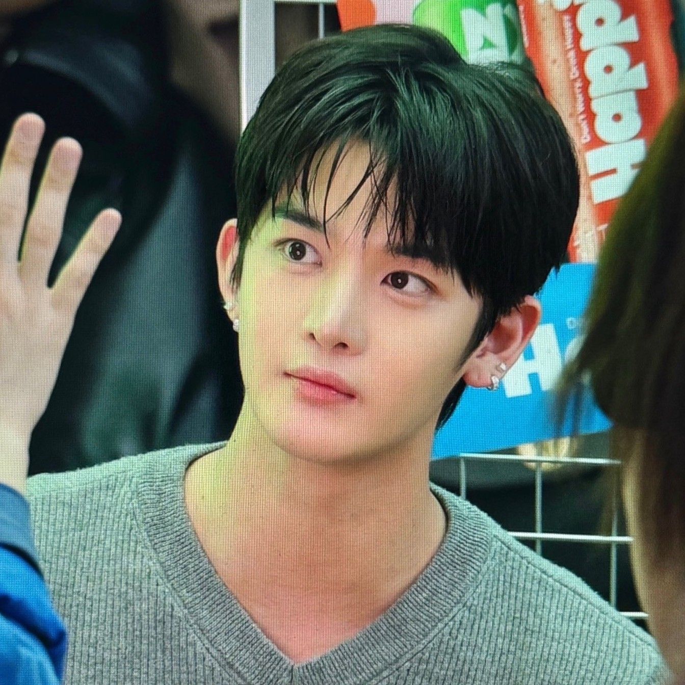 裴珍映的最新活動照片