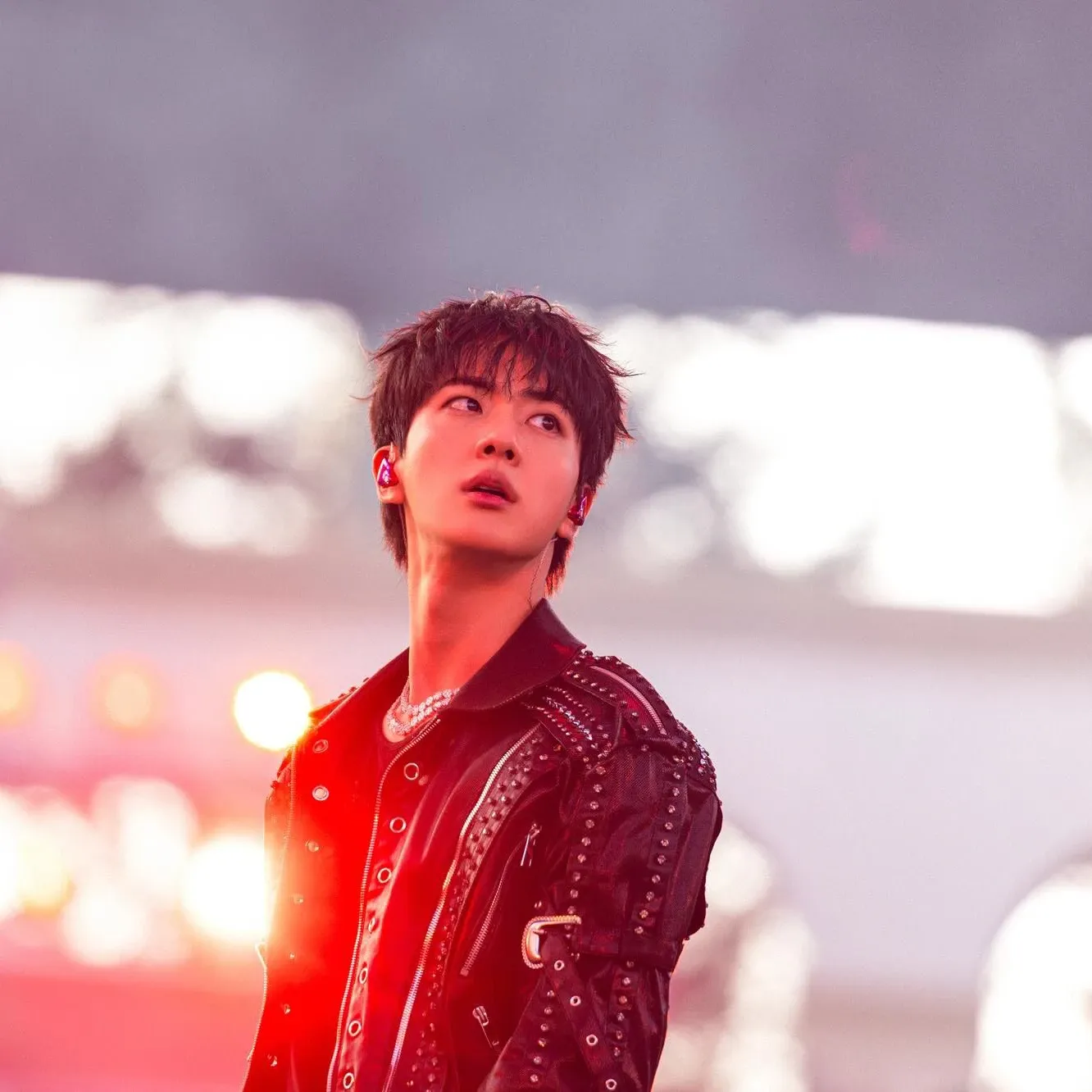 진 (방탄소년단) 최근 활동샷