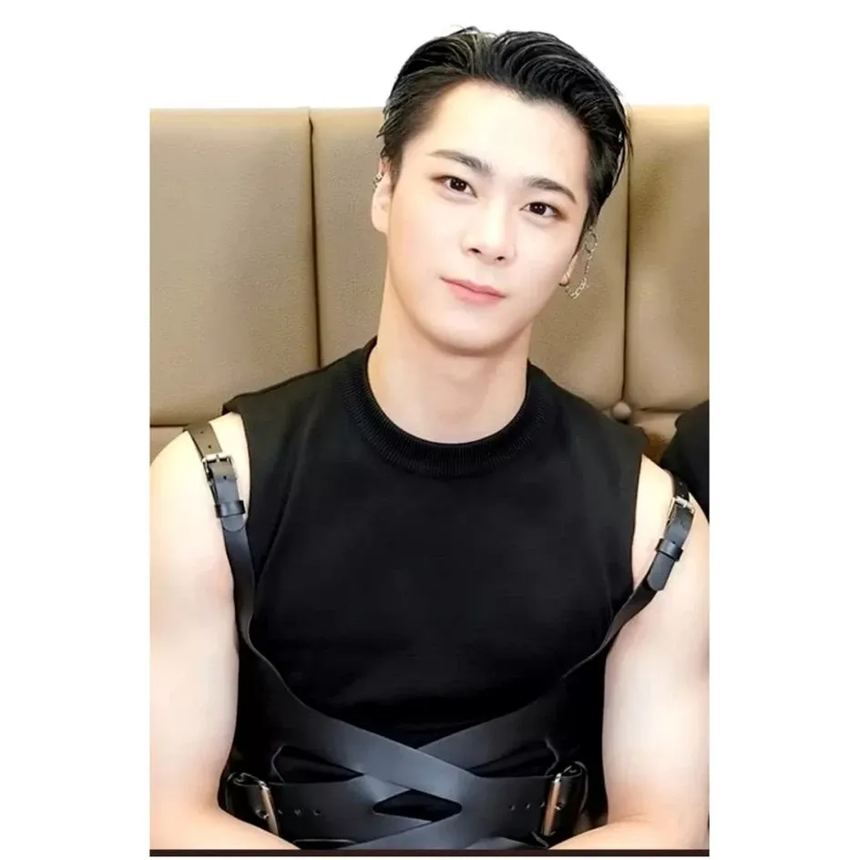 Behind-the-scenes cut of Moonbin (ASTRO)