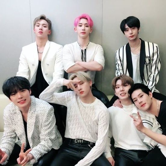 몬스타엑스의 비하인드 컷