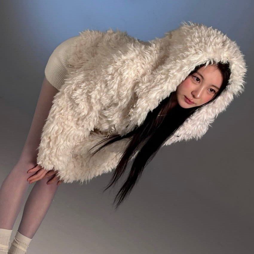 Momen yang diabadikan oleh penggemar Lee Chaeyeon