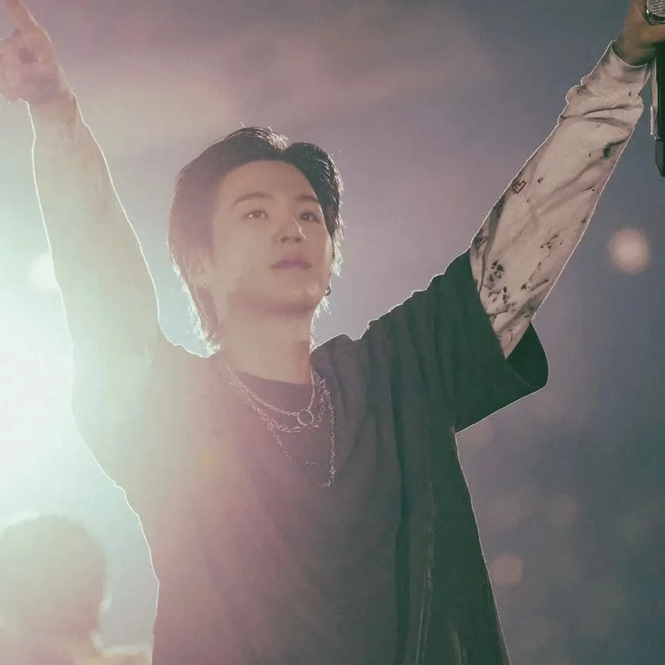 Foto terbaru SUGA (BTS)