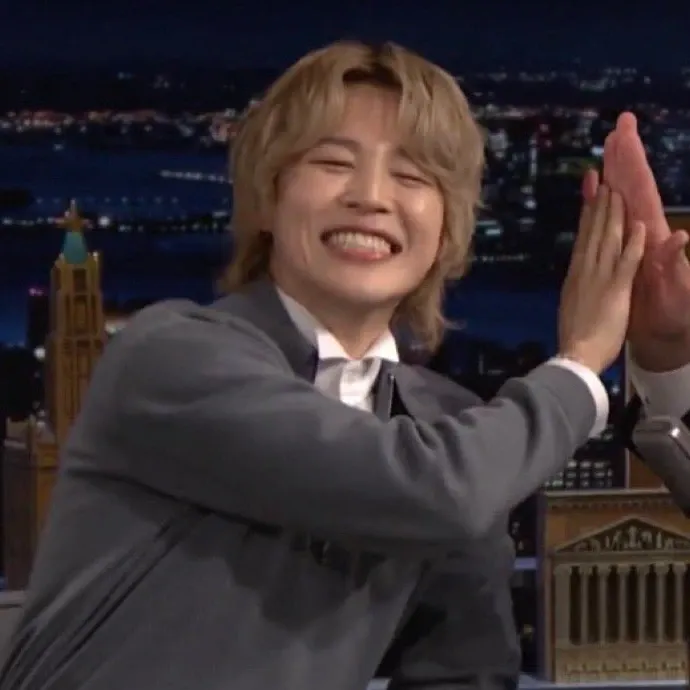 Momen yang diabadikan oleh penggemar Jimin (BTS)