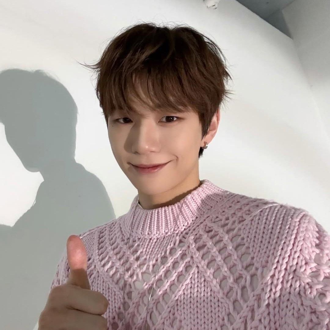 강다니엘의 최신 사진