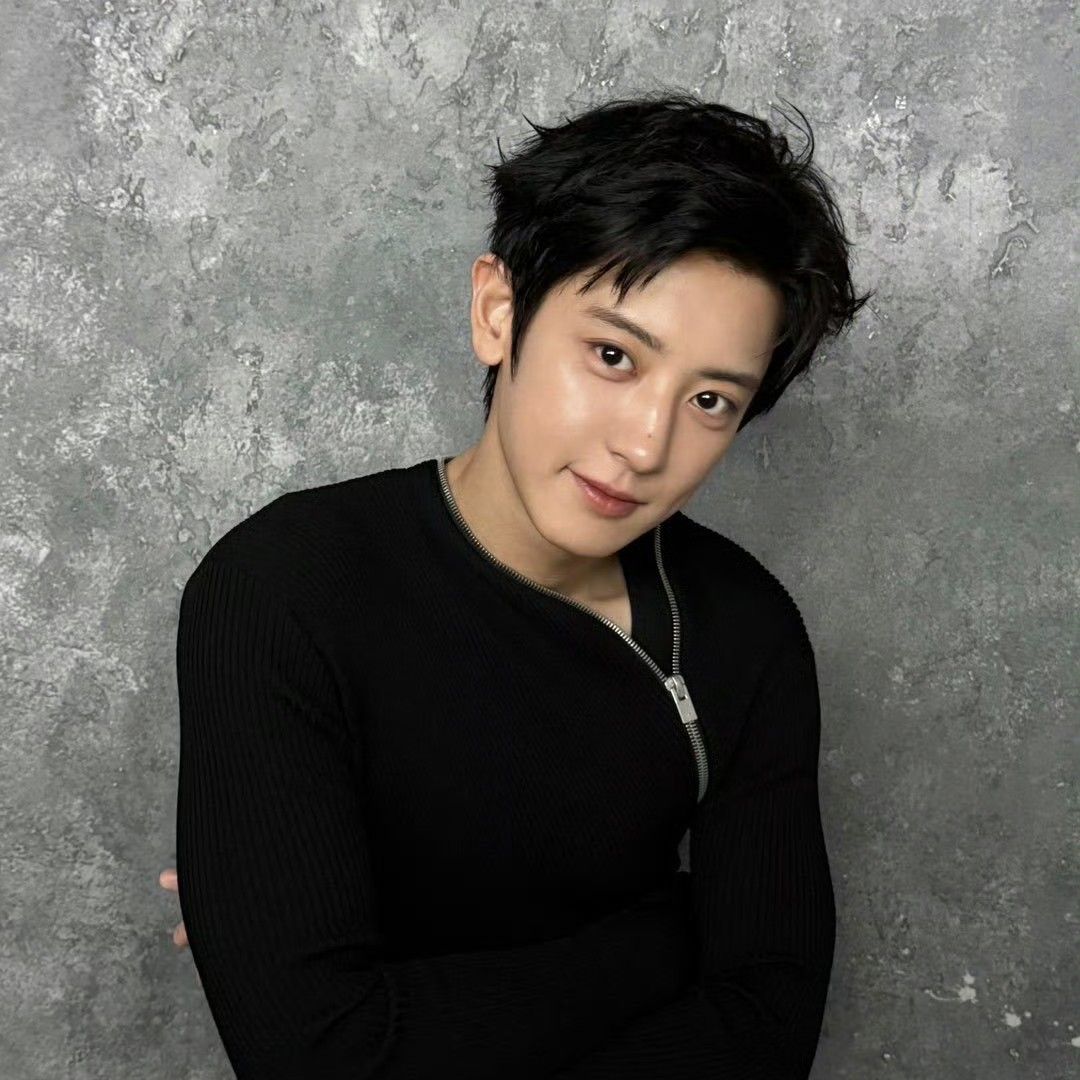 燦烈 (EXO)的幕後花絮