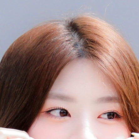 Latest photo of Seeun (STAYC)
