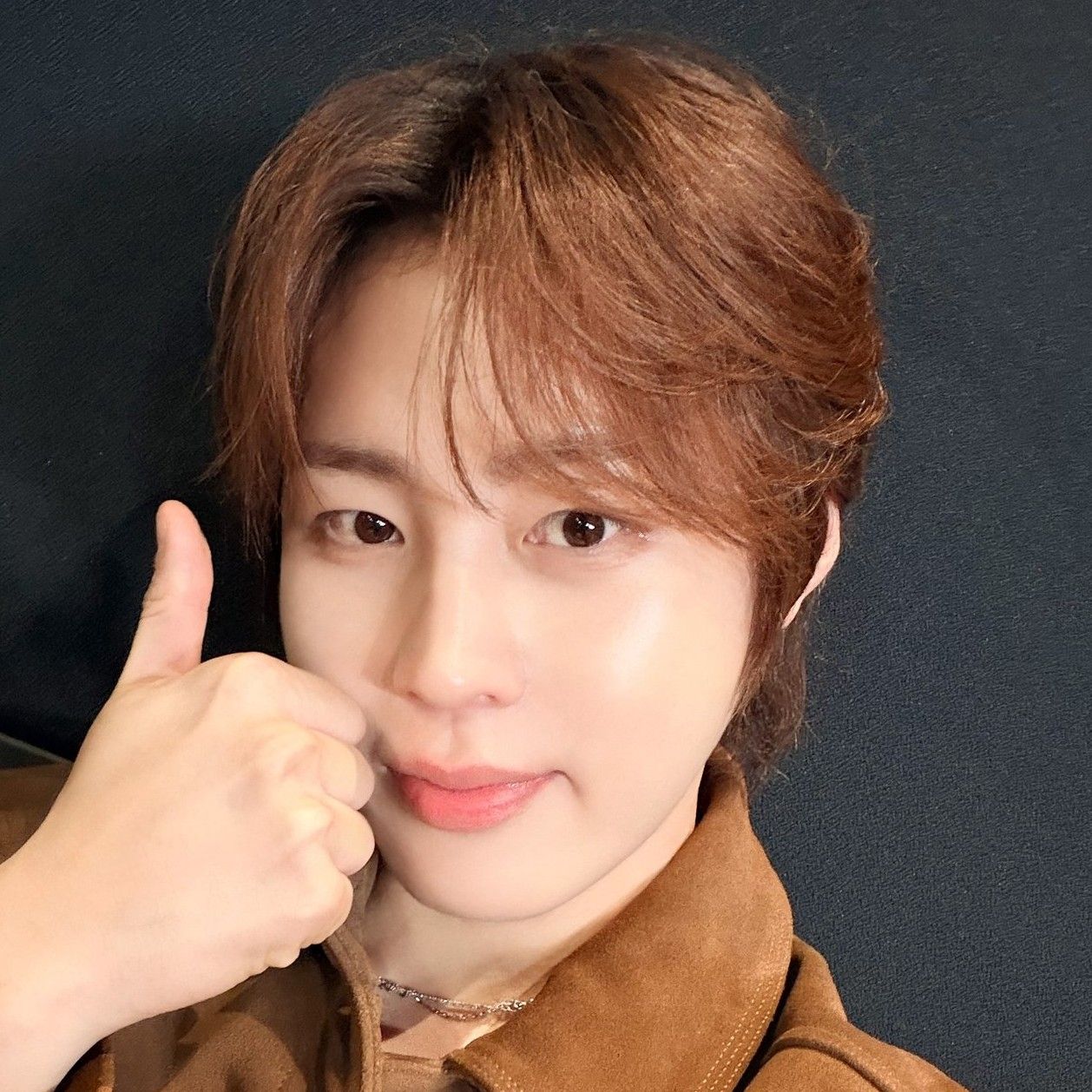 Behind-the-scenes cut of Ha Sungwoon