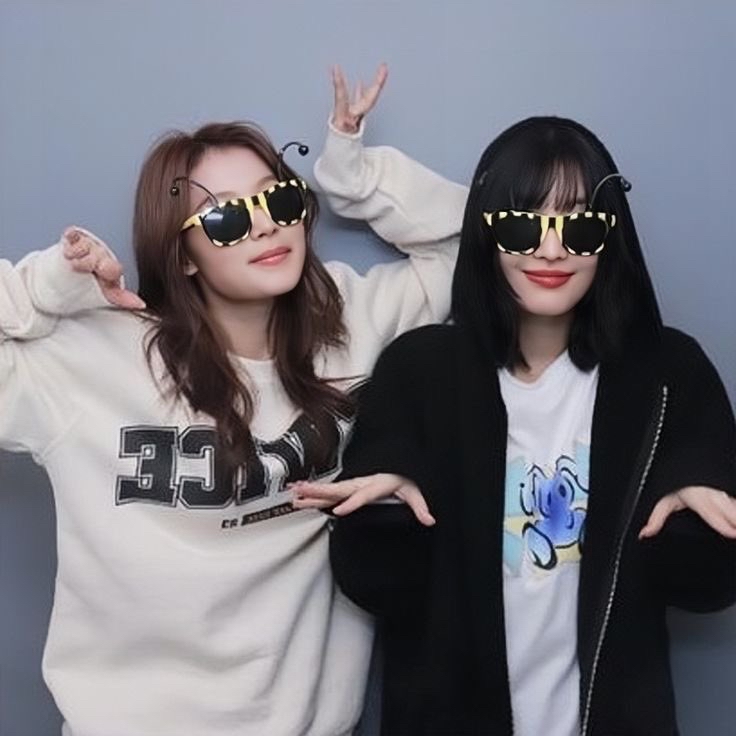 Momo (TWICE)的幕後花絮