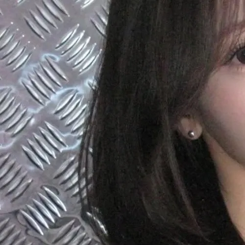 A moment captured by Mayuka (NiziU)'s fan